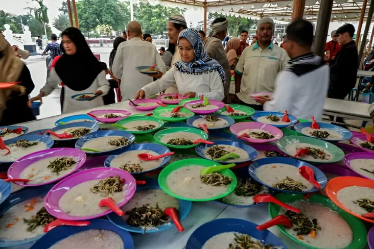 3 Tips Buka Puasa Baik ala Ade Rai, Hindari Gorengan Perbanyak Serat