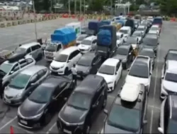 H-8 Lebaran, Volume Lalu Lintas di area Sejumlah Gerbang Tol Wilayah Trans Jawa Melonjak