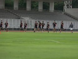 Timnas Indonesia Latihan Jelang Lawan Bahrain: Mees Hilgers, Sandy Walsh, dan juga Ole Romeny Absen!