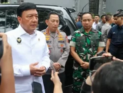 Tinjau Posko Pengamanan Idulfitri, Menko Polkam: Utamakan Pendekatan Humanis