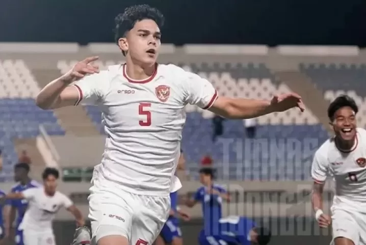 3 Alasan Matthew Baker Mengidolakan Justin Hubner, Nomor 1 Soal Gaya Bermain