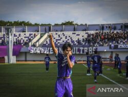 Drama lima gol warnai kemenangan Persita Tangerang kontra Arema FC