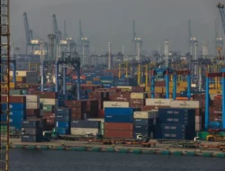 Trump Kenakan Tarif Impor 32% untuk Barang RI, Pengusaha Cemas