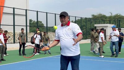 Kepala Daerah Bogor resmikan Lapangan Tenis Kapten Muslihat ke pada Pakansari