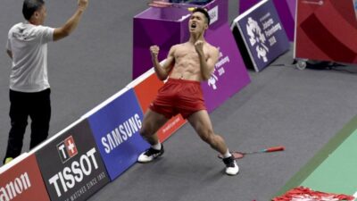 Rekam jejak prestasi Jonatan Christie yang tersebut mana tinggalkan Pelatnas PBSI