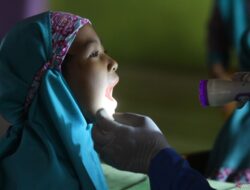 Kenali jenis gigi lalu tahapan peningkatan gigi pada bayi serta anak-anak