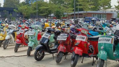 Budaya saling klakson pengguna vespa yang tersebut dimaksud mulai terkikis zaman