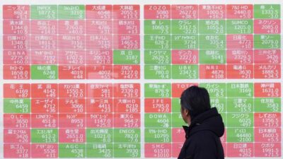 Pihak yang tersebut Berinvestasi Cerna Konsekuensi Rating Utang Negeri Paman Sam Dipangkas, Bursa Asia Melemah